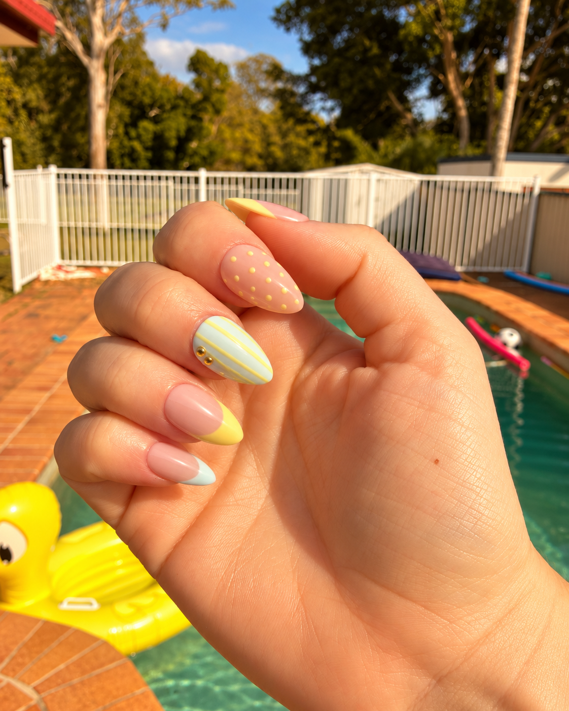 Sunday Picnic — Almond Press-On Nails